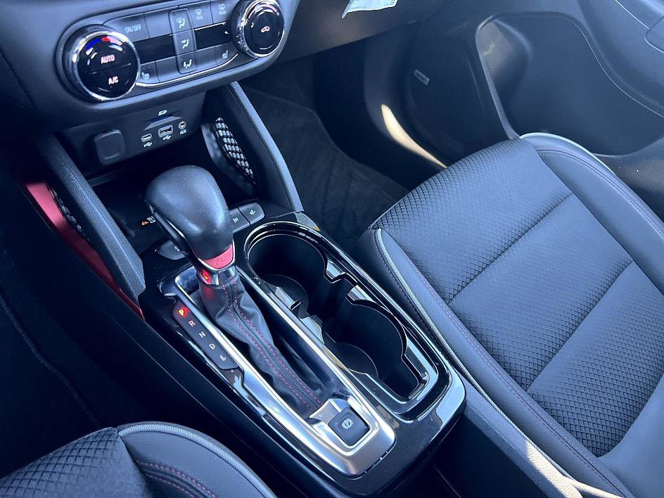 Used 2021 Chevrolet TrailBlazer RS w/ Sun and Liftgate Package image 24