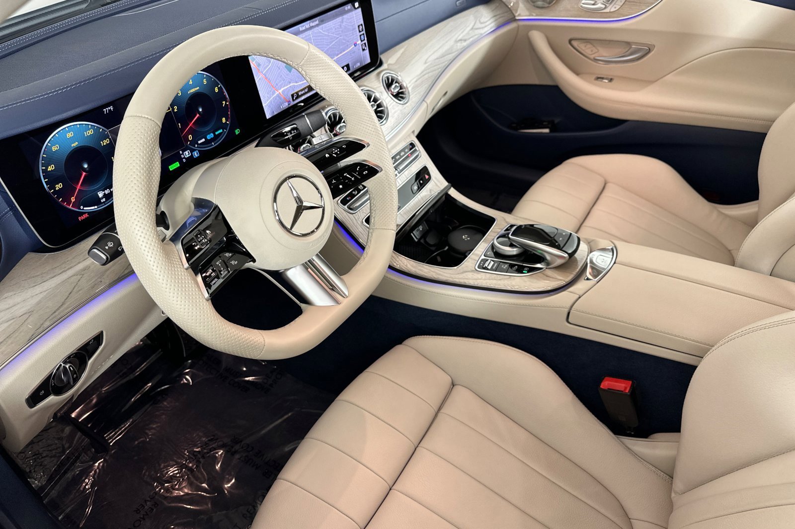 Used 2023 Mercedes-Benz E 450 4MATIC Cabriolet image 10