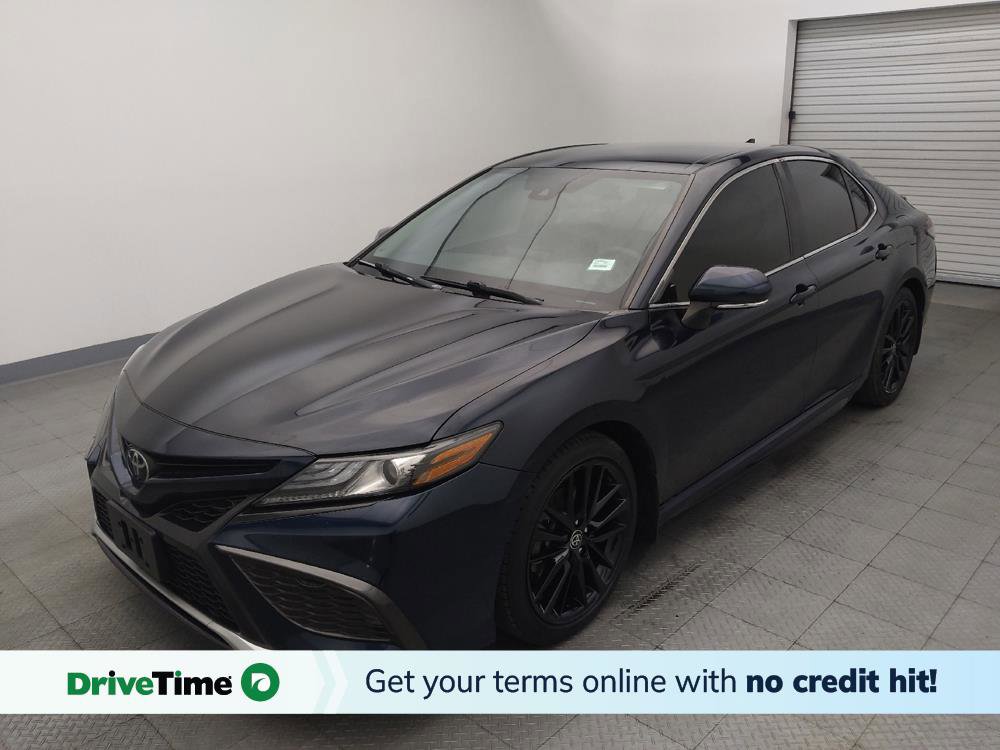 Used 2021 Toyota Camry XSE image 1