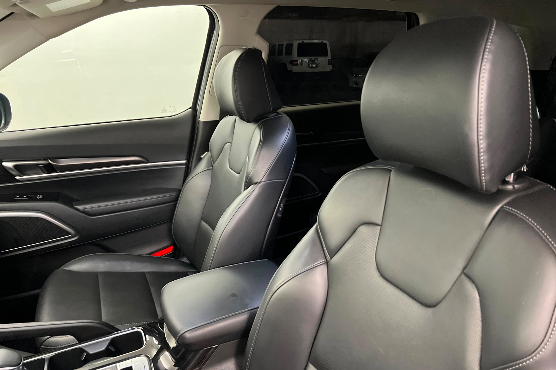 Used 2024 Kia Telluride S w/ S Sunroof Package image 16