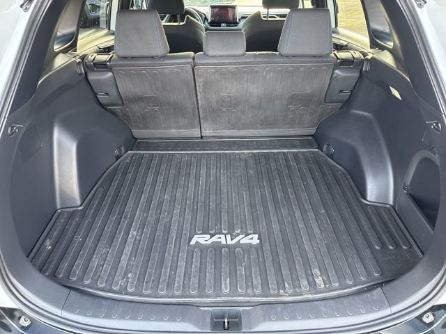 Used 2024 Toyota RAV4 SE w/ Convenience Package image 13