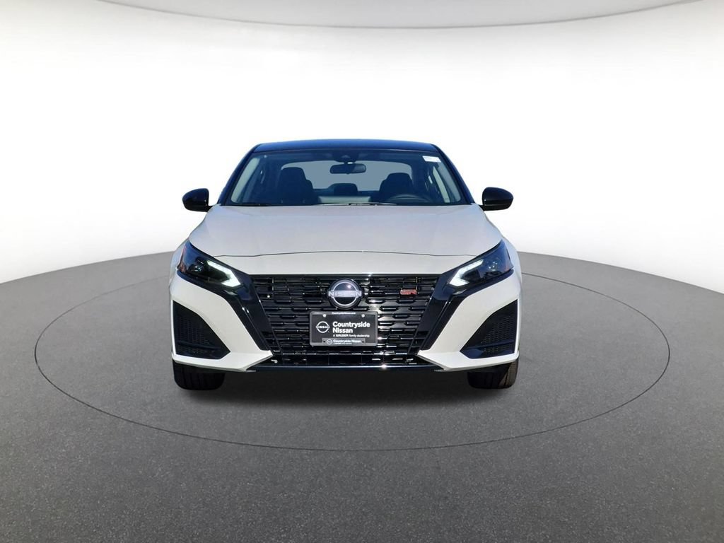 New 2026 Nissan Altima 2.5 SR AWD/4WD image 2