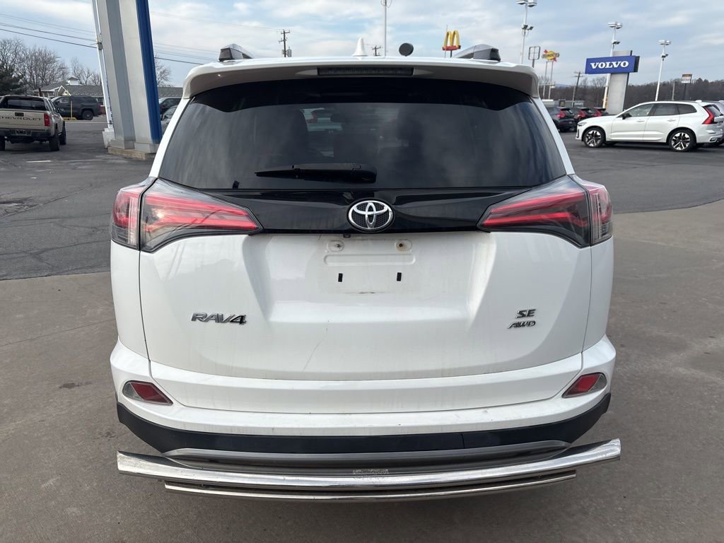 Used 2017 Toyota RAV4 SE w/ Power Special Value Package image 7