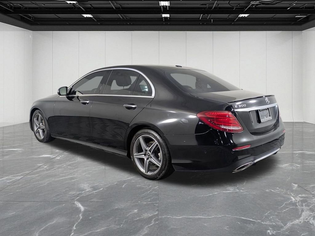 Used 2018 Mercedes-Benz E 300 image 3