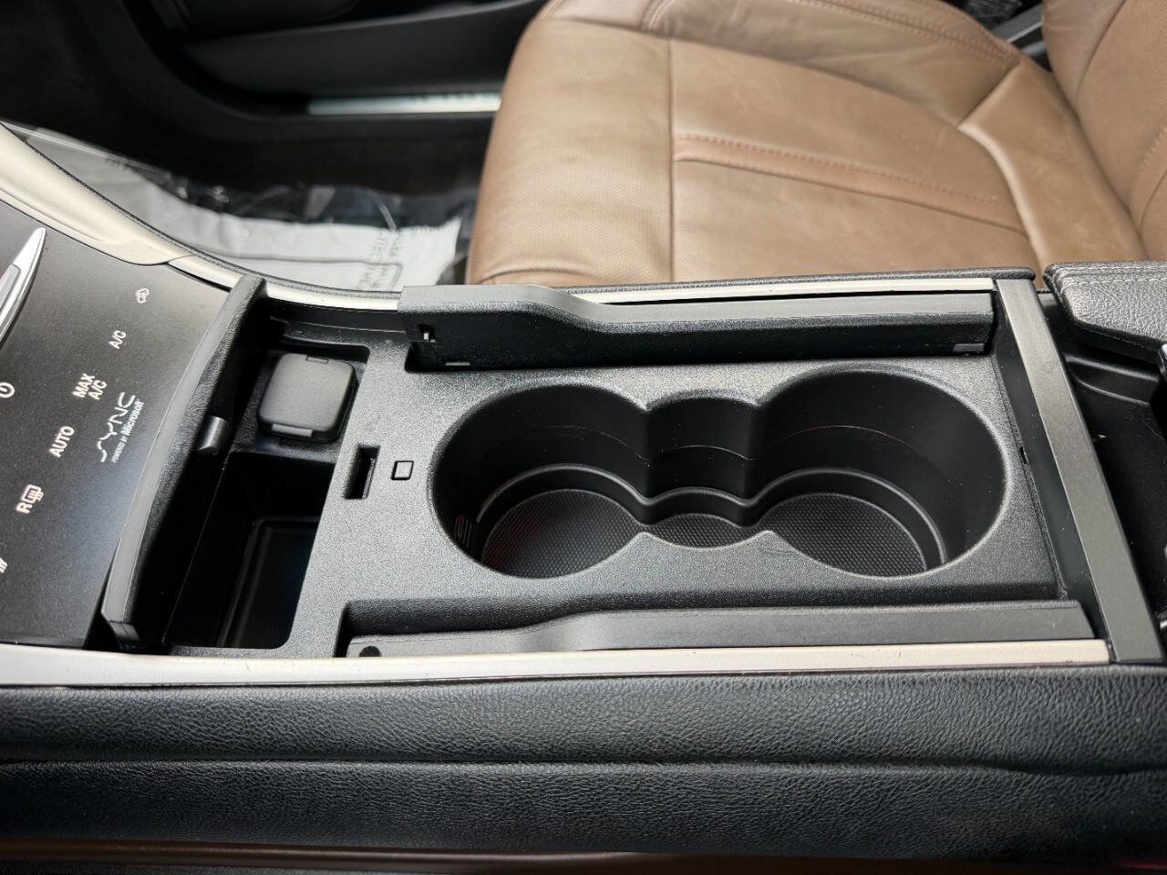 Used 2015 Lincoln MKZ Hybrid w/ Equipment Group 202A Reserve image 47