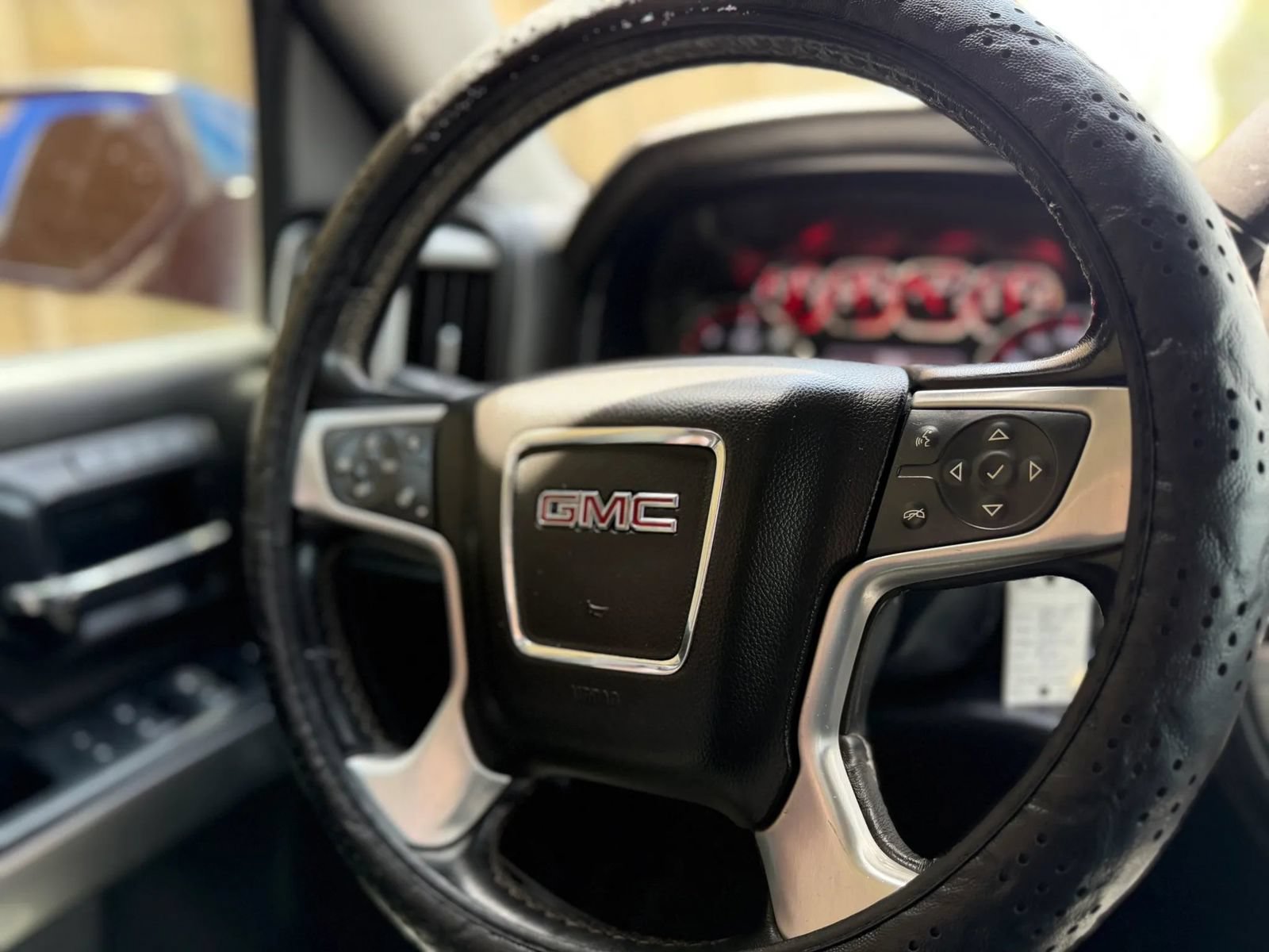 Used 2014 GMC Sierra 1500 SLT AWD/4WD image 39