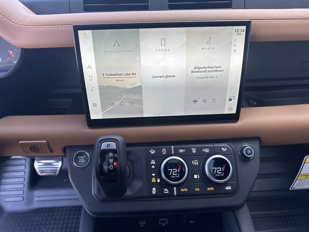 New 2024 Land Rover Defender 90 V8 image 12