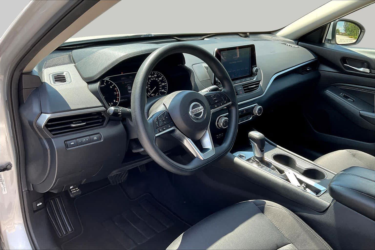 Used 2019 Nissan Altima 2.5 S FWD image 17