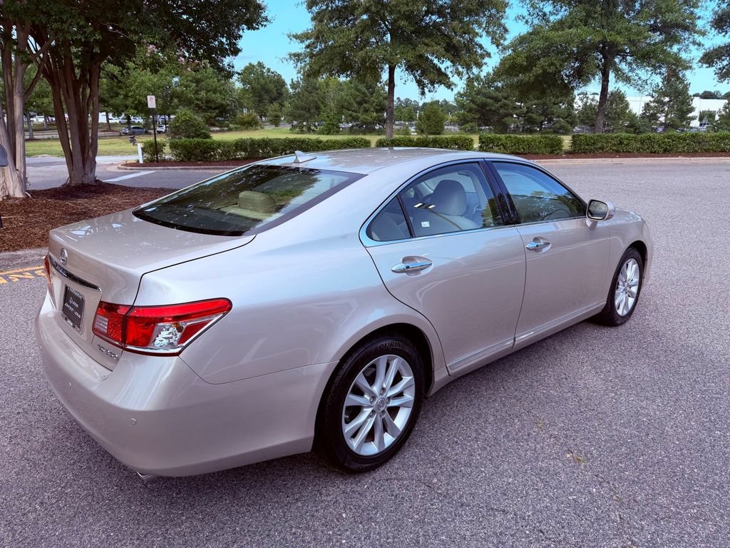 Used 2012 Lexus ES 350 FWD image 12