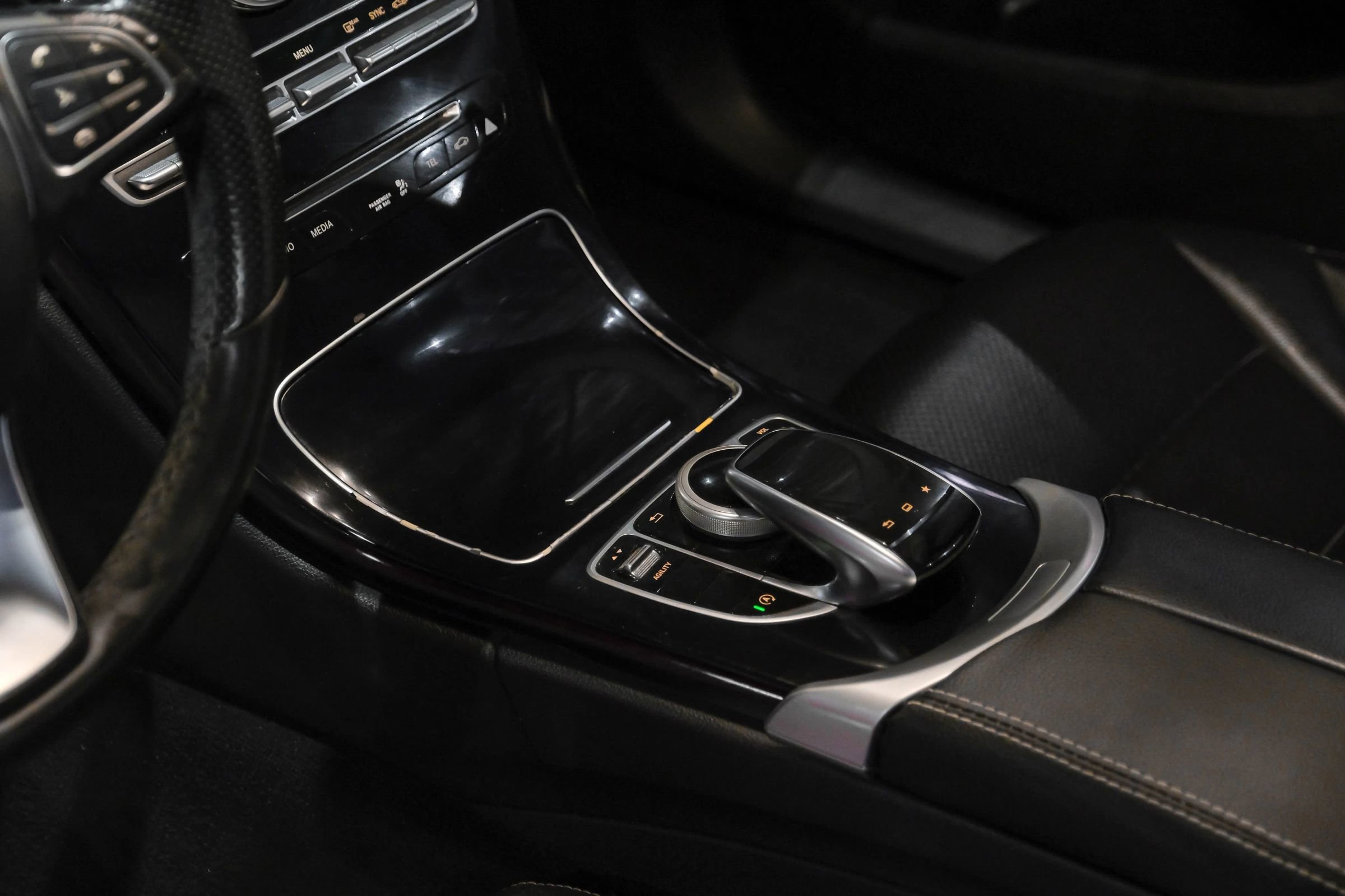 Used 2015 Mercedes-Benz C 300 Sedan image 23