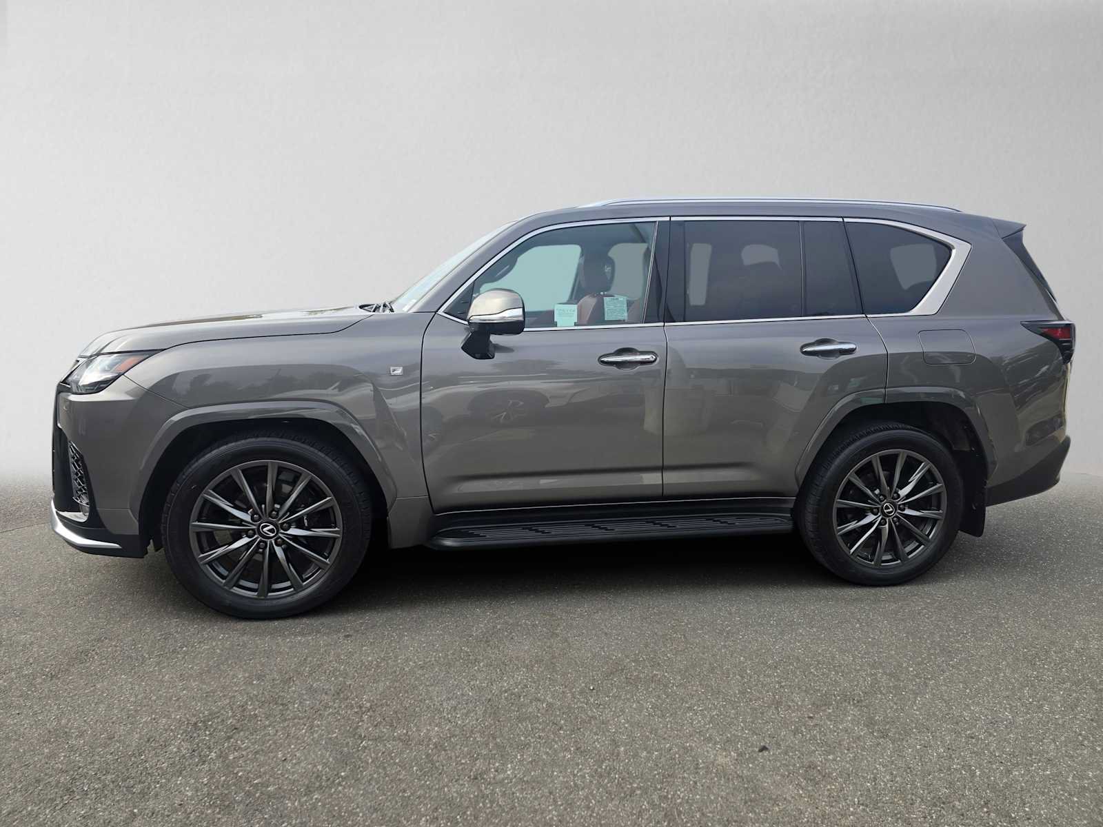 Used 2024 Lexus LX 600 F Sport AWD/4WD image 6