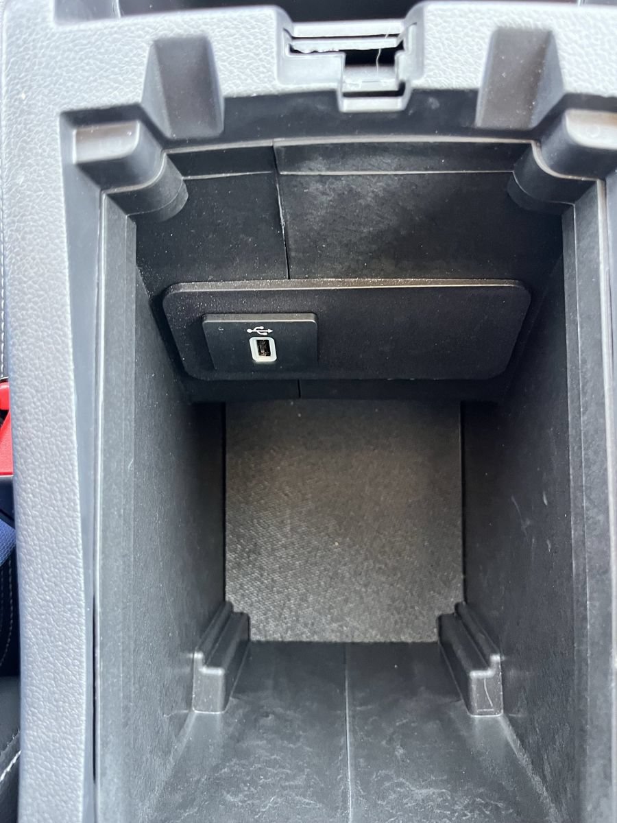 Used 2019 Ford Escape SEL FWD image 18