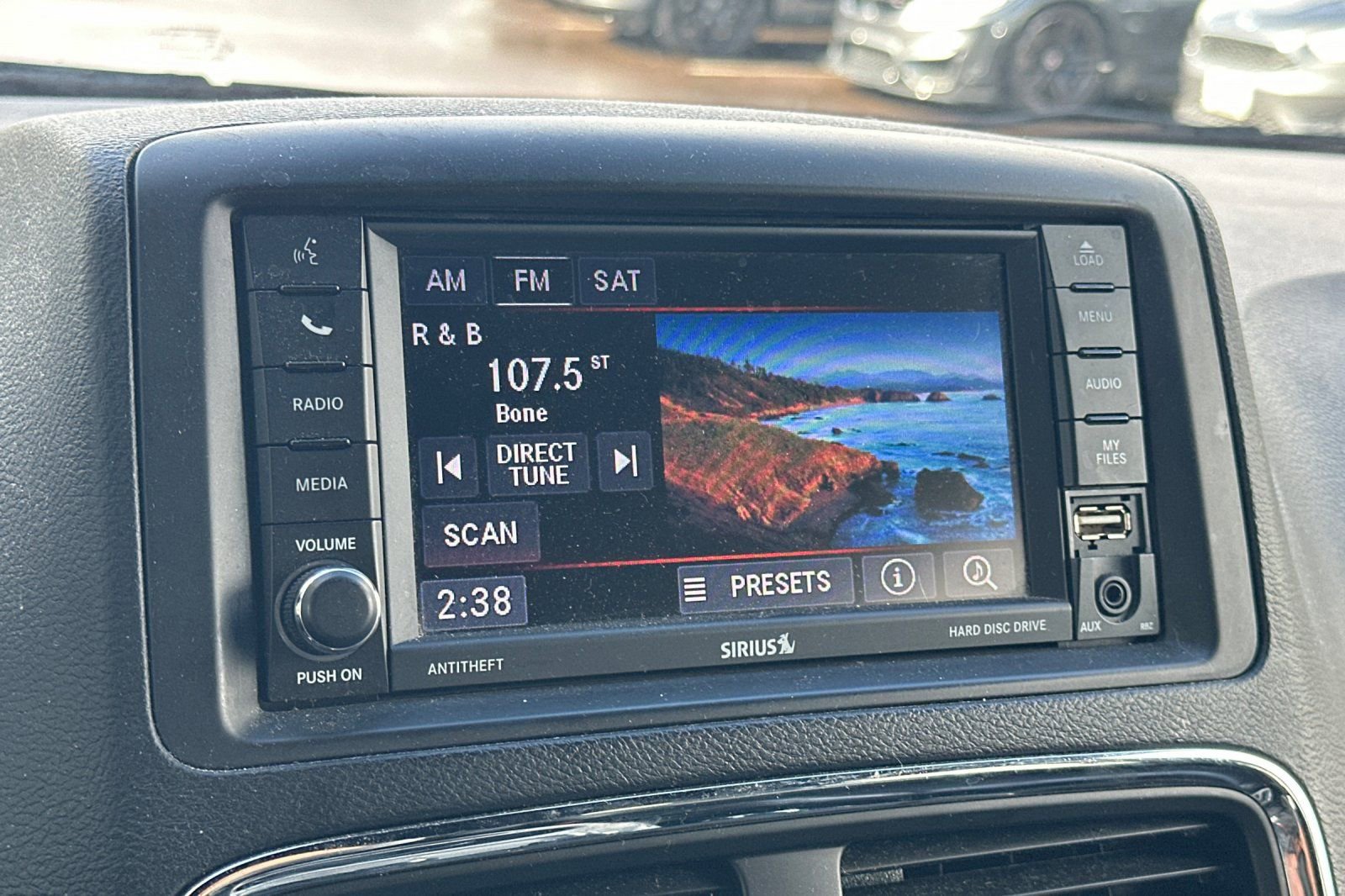 Used 2020 Dodge Grand Caravan SXT image 18