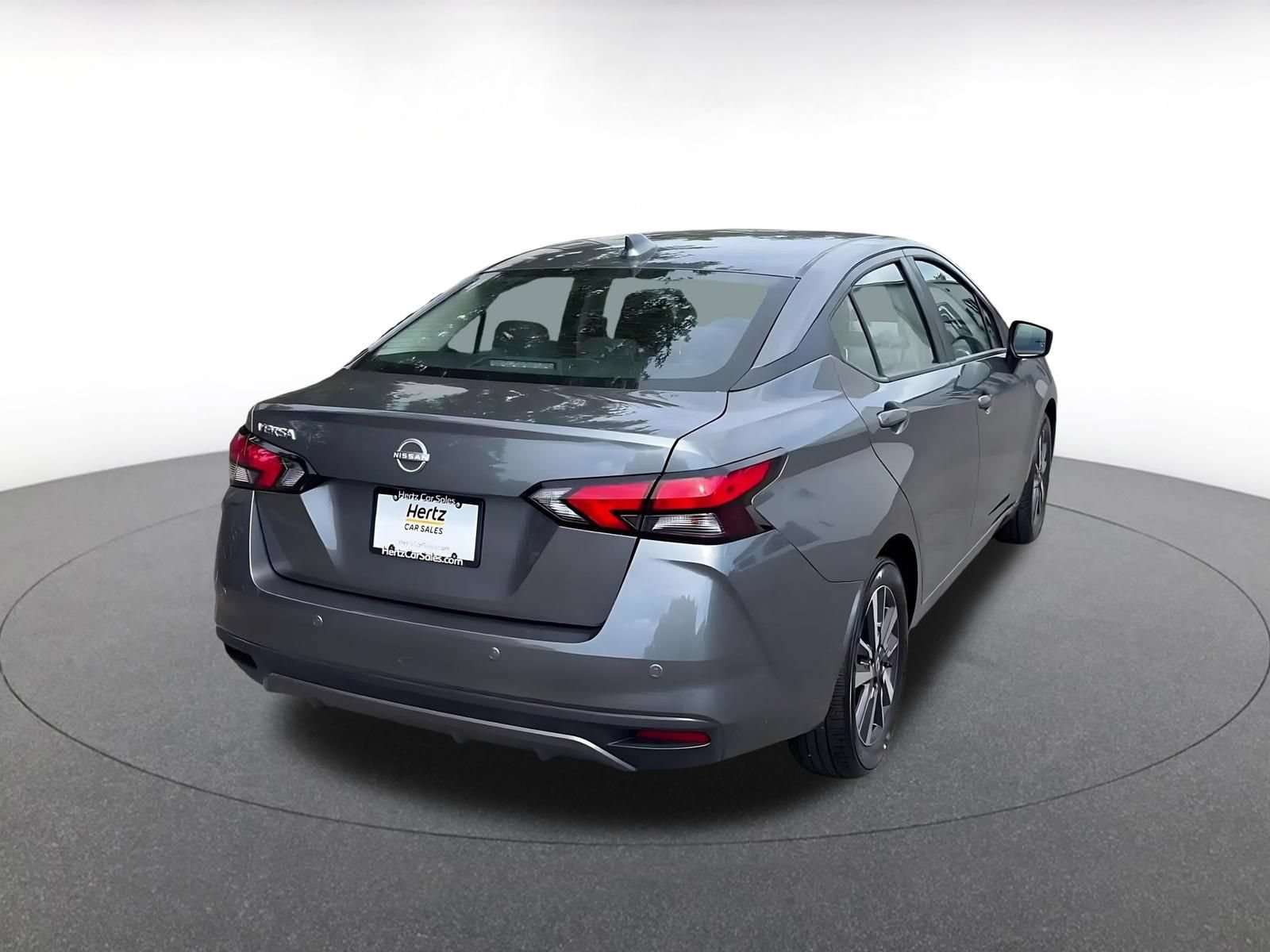 Used 2025 Nissan Versa SV FWD image 14