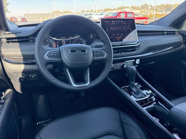 New 2026 Jeep Compass Limited image 18