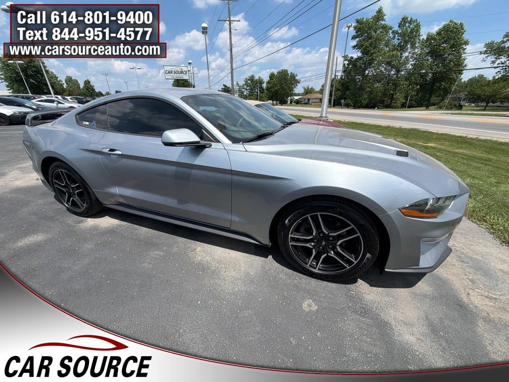 Used 2020 Ford Mustang Premium RWD image 4