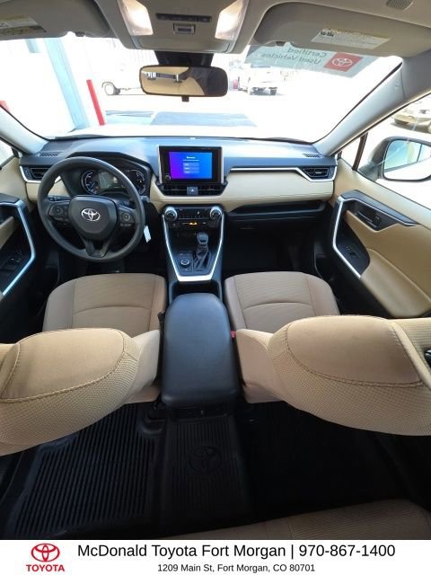 Used 2025 Toyota RAV4 LE image 15
