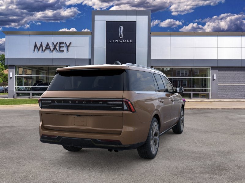 New 2026 Lincoln Navigator L Black Label AWD/4WD image 8