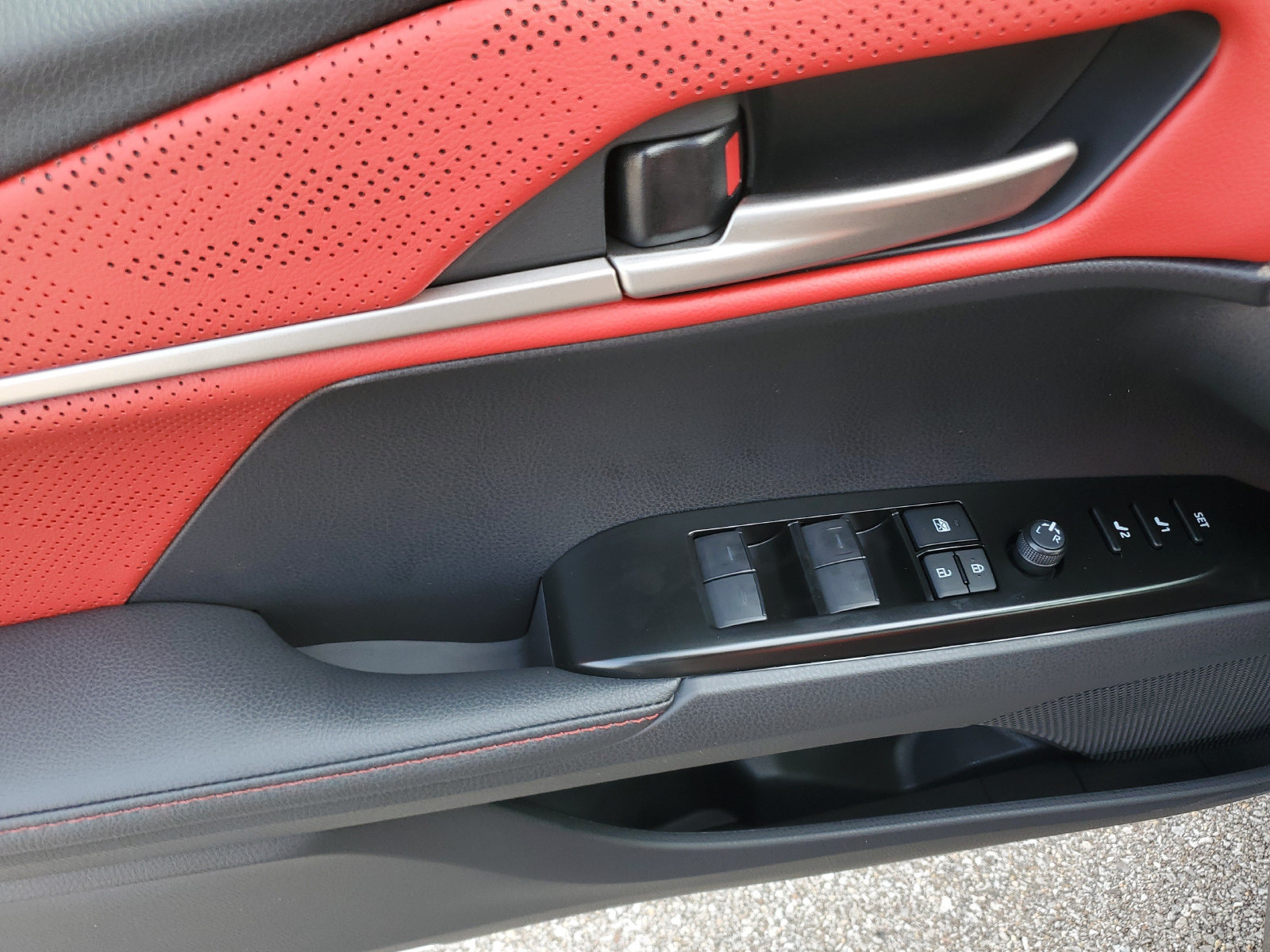 New 2026 Toyota Camry XSE FWD image 21