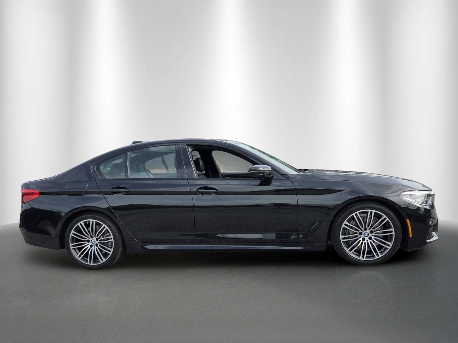Used 2020 BMW 540i w/ Executive Package RWD image 8