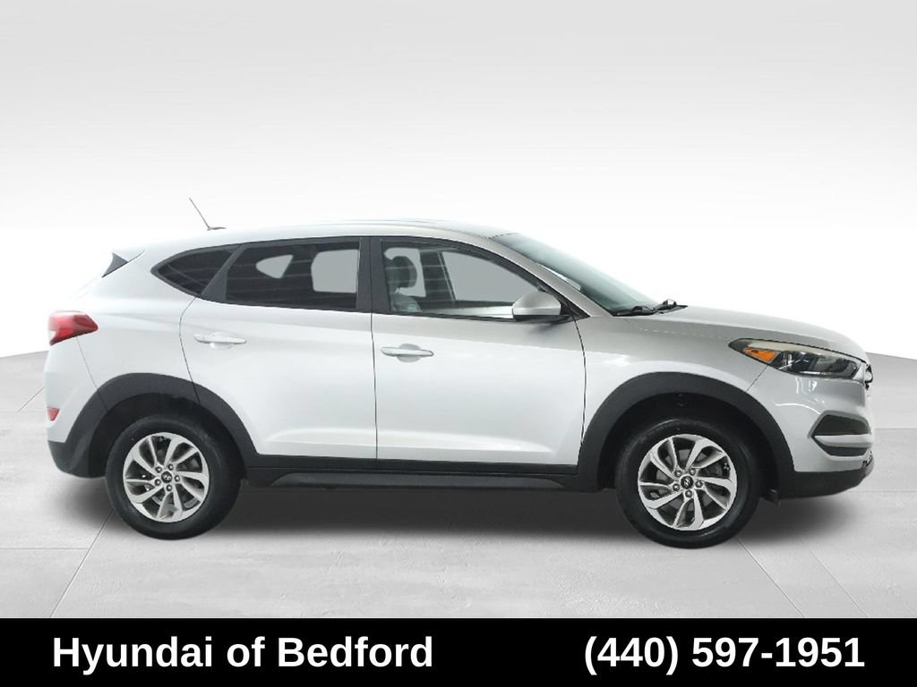 Used 2017 Hyundai Tucson SE w/ Cargo Package FWD image 12