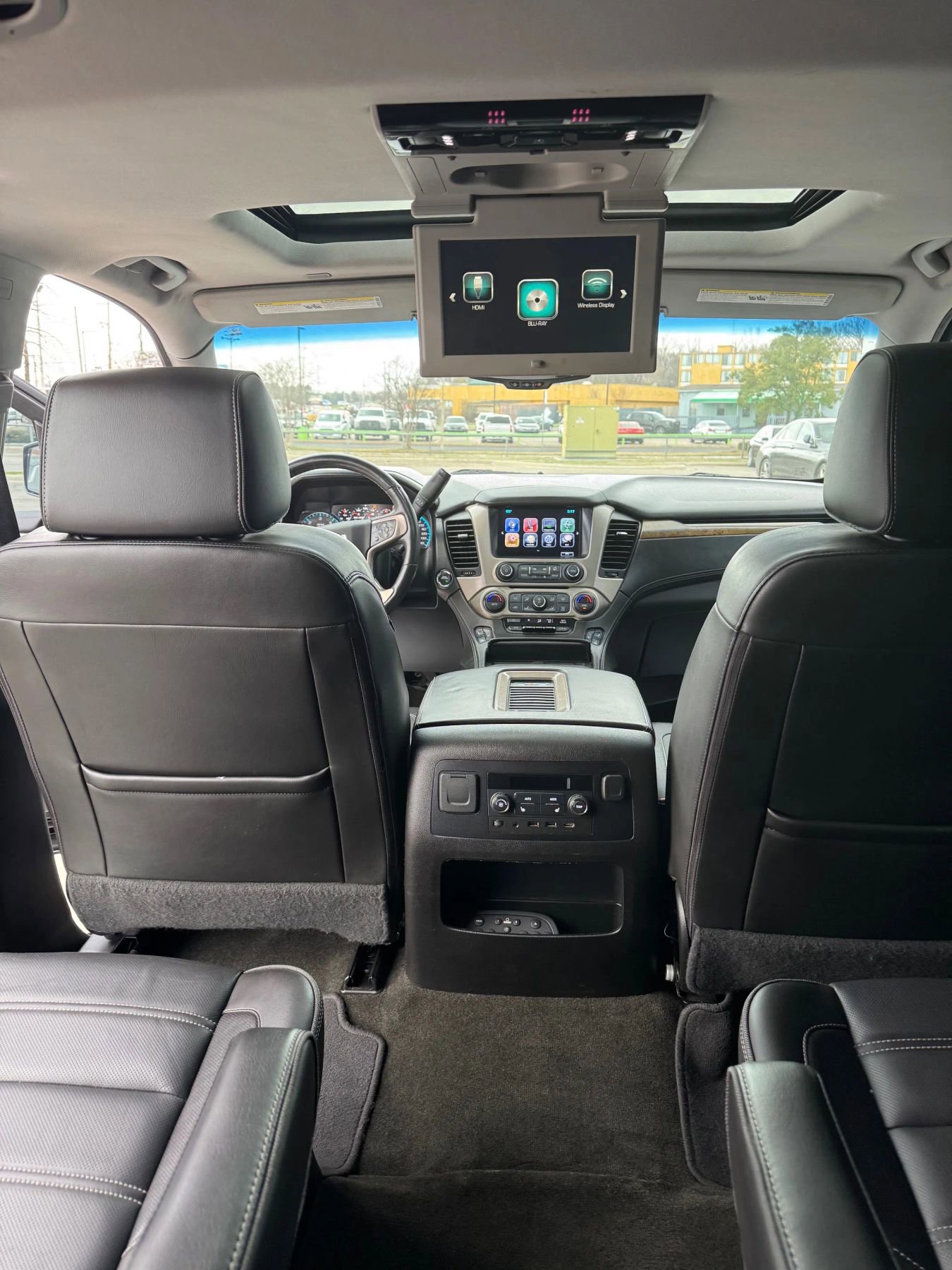 Used 2017 GMC Yukon Denali w/ Open Road Package image 12