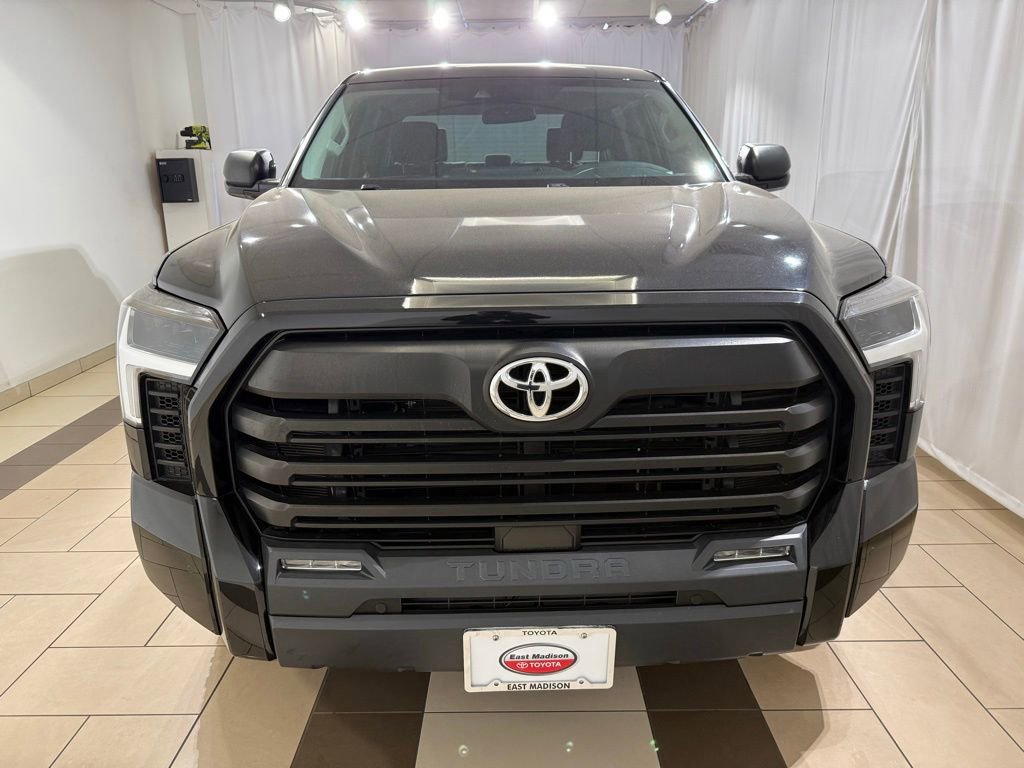 Used 2023 Toyota Tundra SR5 w/ SR5 Convenience Package AWD/4WD image 12