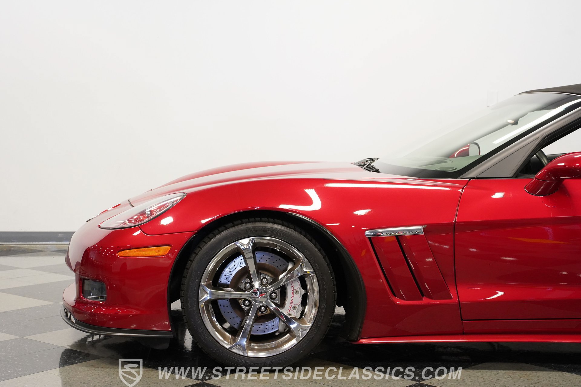 Used 2012 Chevrolet Corvette Grand Sport w/ 3LT Preferred Equipment Group RWD image 24