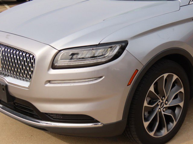 Certified 2022 Lincoln Nautilus Reserve w/ Luxury Package image 3