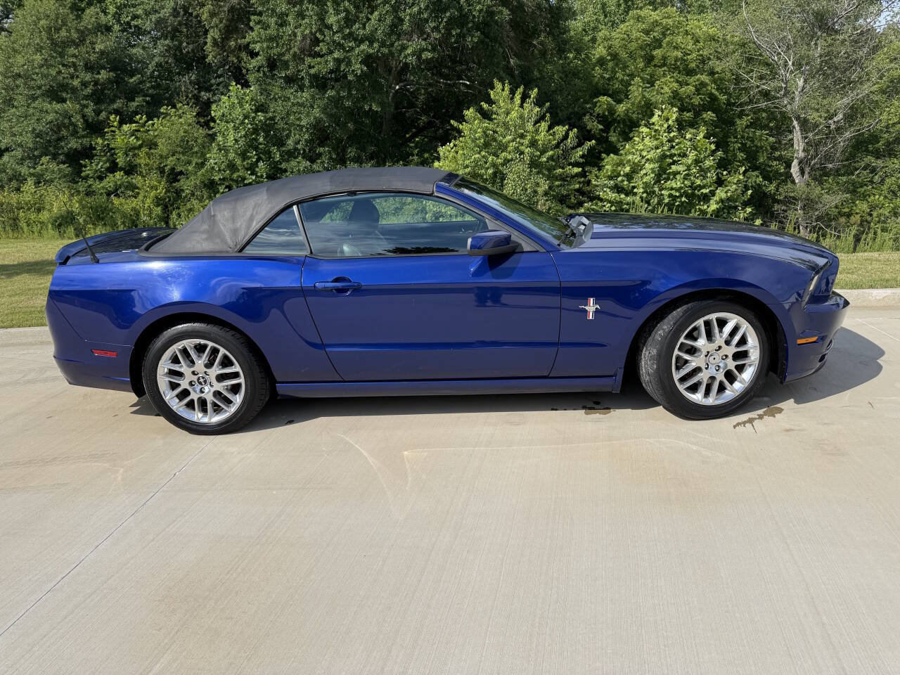 Used 2014 Ford Mustang Premium w/ Equipment Group 202A RWD image 5