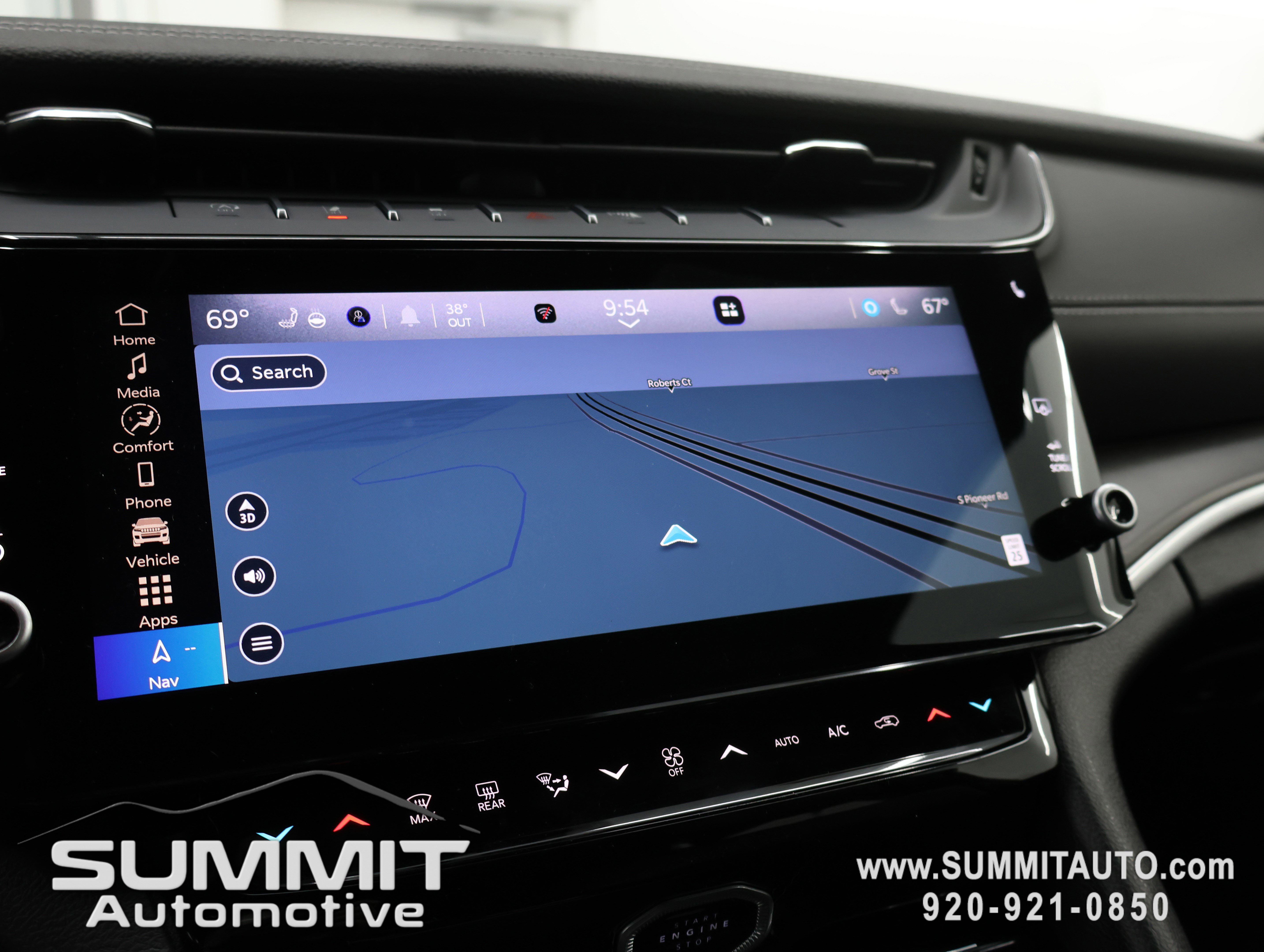 New 2026 Jeep Grand Cherokee L Laredo Altitude image 11