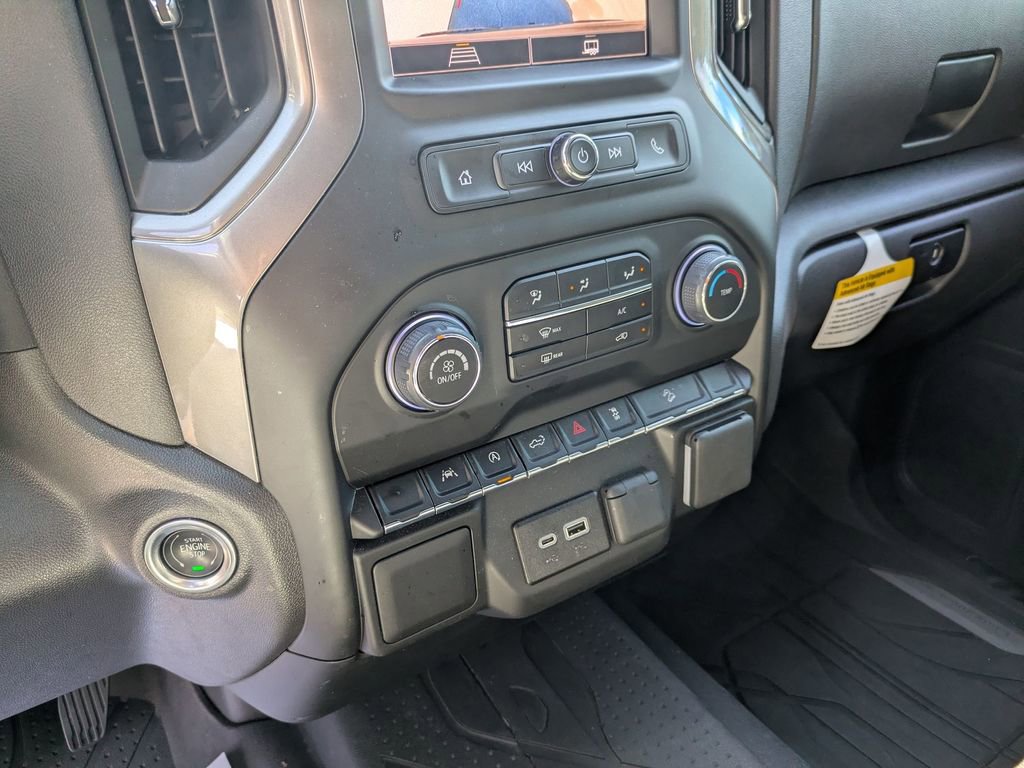 Used 2025 Chevrolet Silverado 1500 Custom Trail Boss w/ Dark Appearance Package image 21