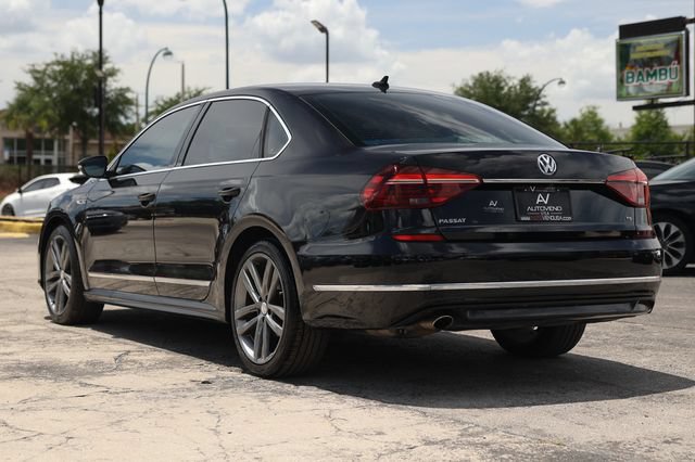 Used 2017 Volkswagen Passat 1.8T R-Line FWD image 8