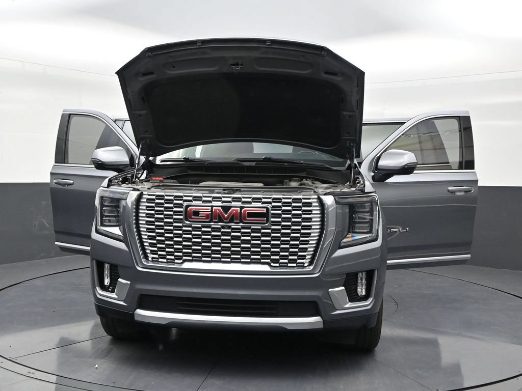 Used 2021 GMC Yukon XL Denali w/ Denali Premium Package RWD image 33