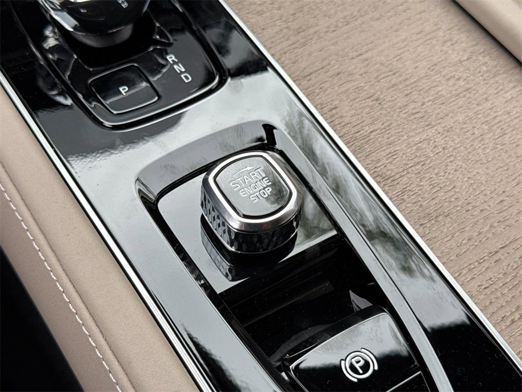 New 2026 Volvo XC90 B6 Ultra image 23