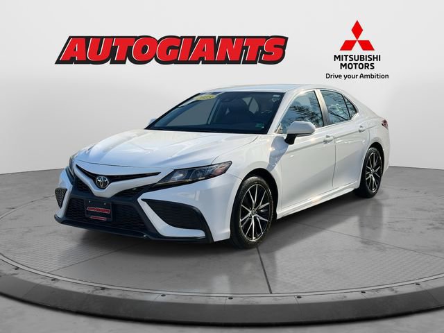 Used 2023 Toyota Camry SE image 5