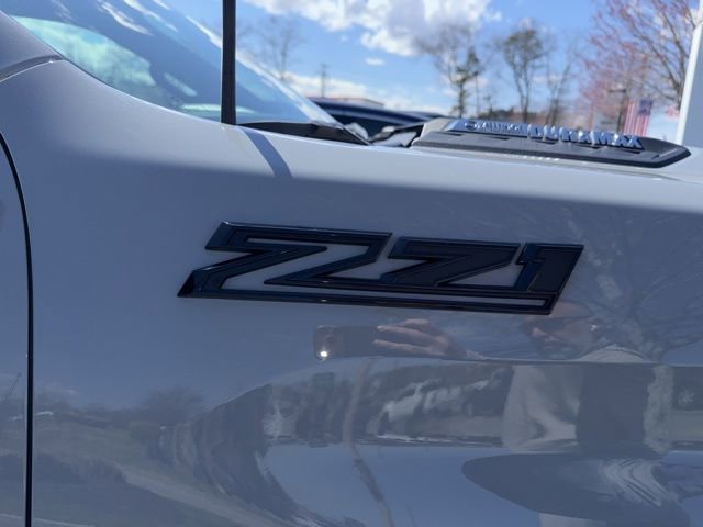Used 2024 Chevrolet Silverado 2500 LTZ w/ LTZ Plus Package image 5