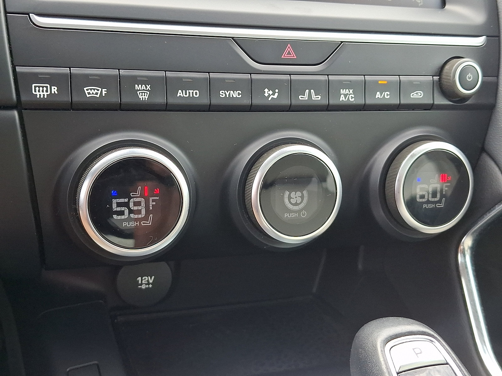 Used 2020 Jaguar E-PACE SE AWD/4WD image 15