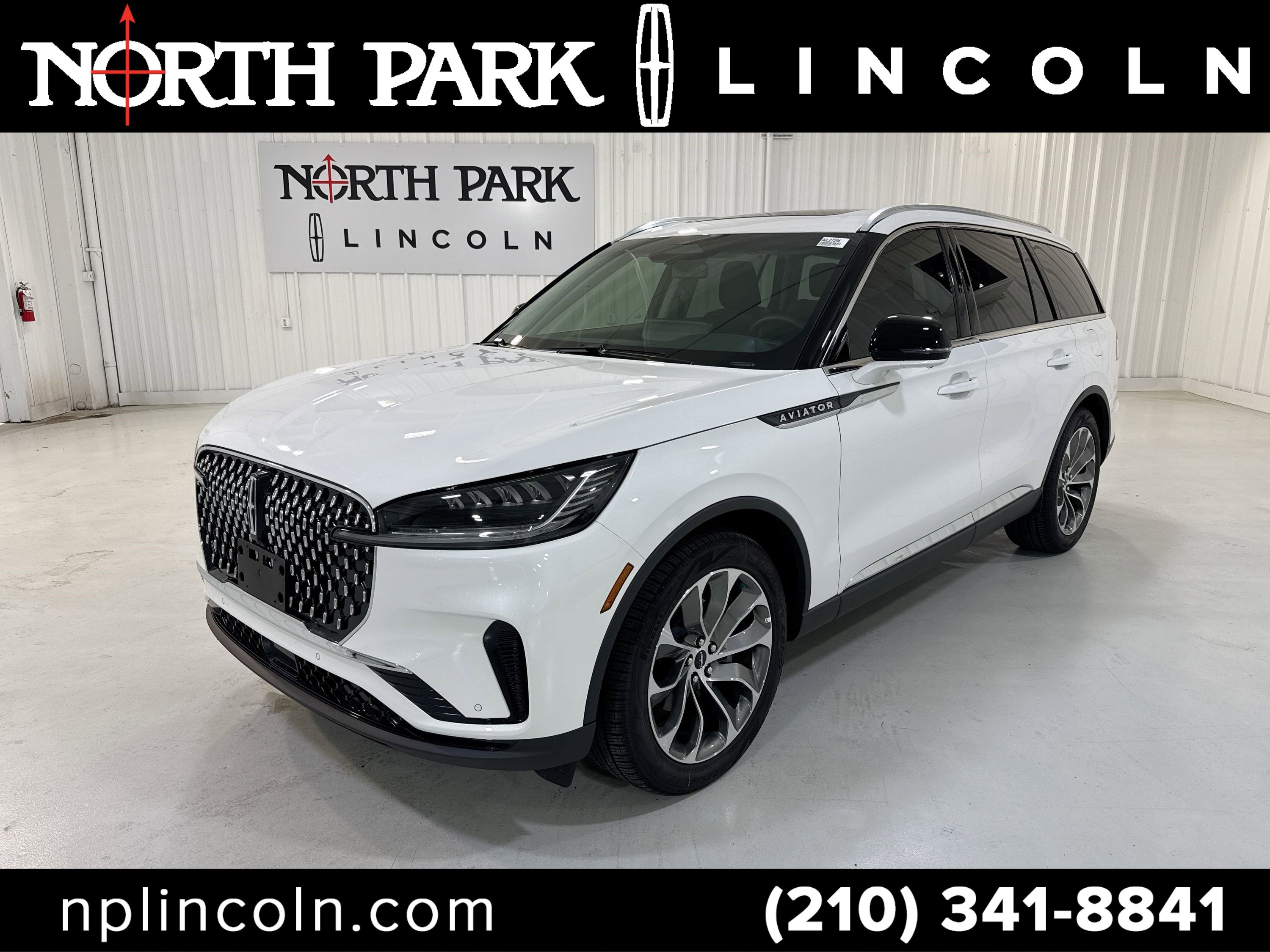 New 2025 Lincoln Aviator 2WD