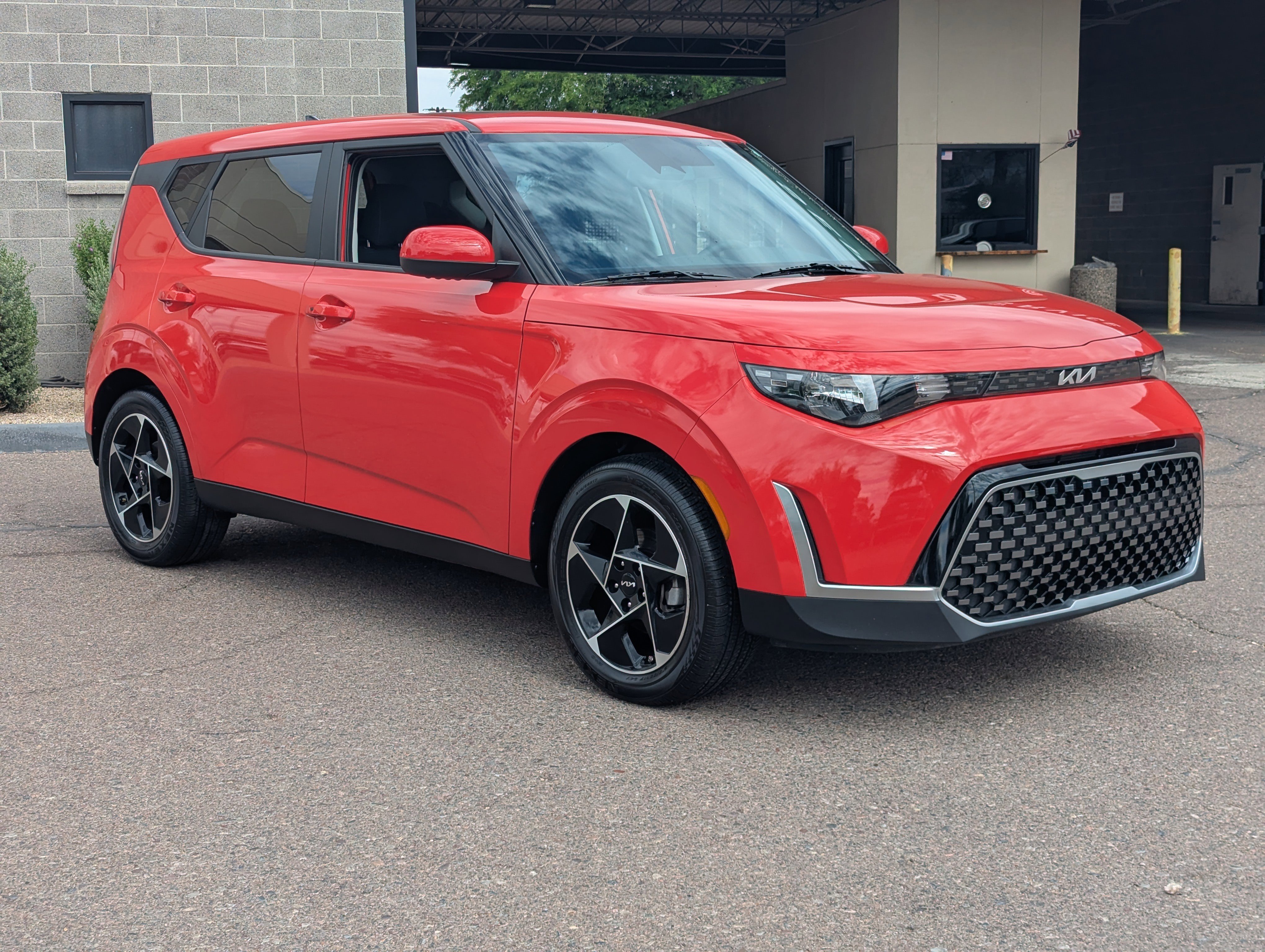 Certified 2024 Kia Soul EX FWD image 35