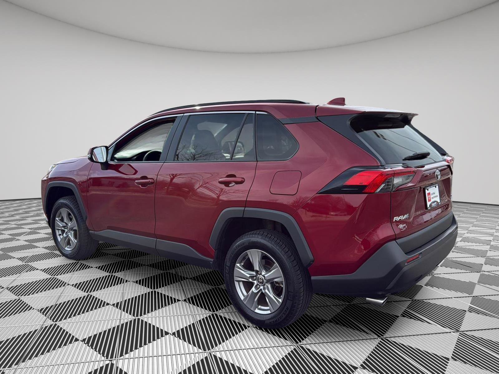 Used 2025 Toyota RAV4 XLE image 26