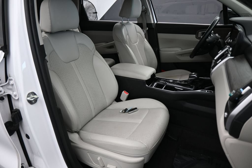 Used 2023 Kia Sorento EX FWD image 49