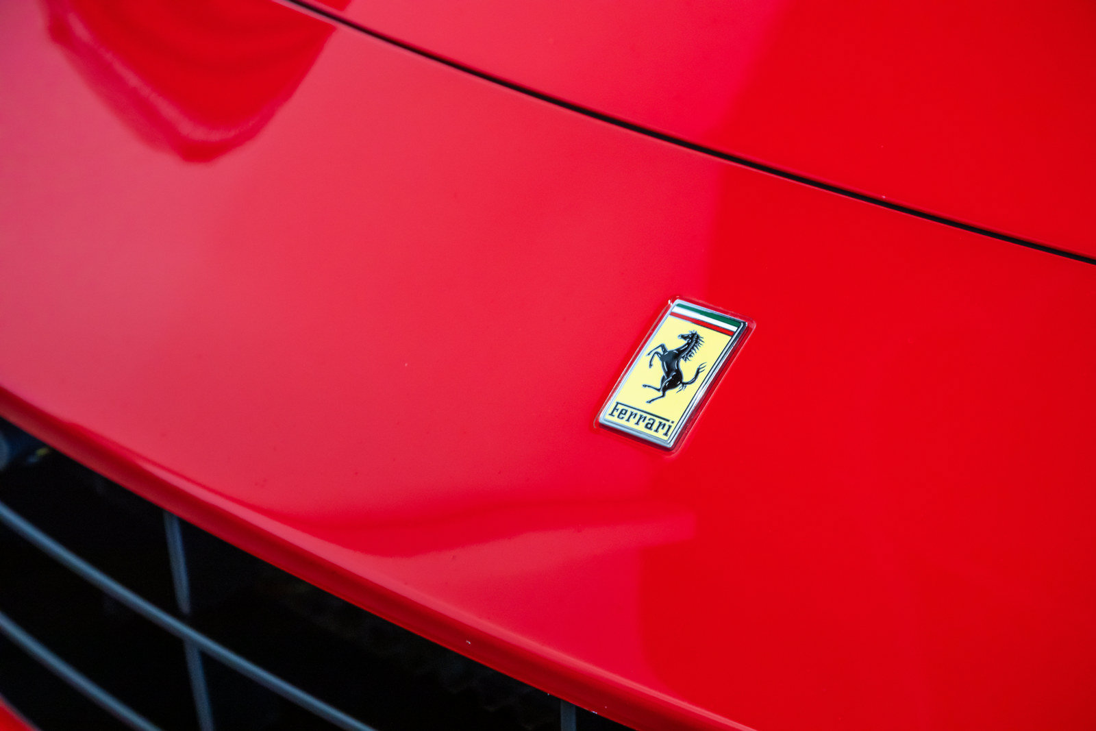 Used 2016 Ferrari F12 Berlinetta RWD image 22