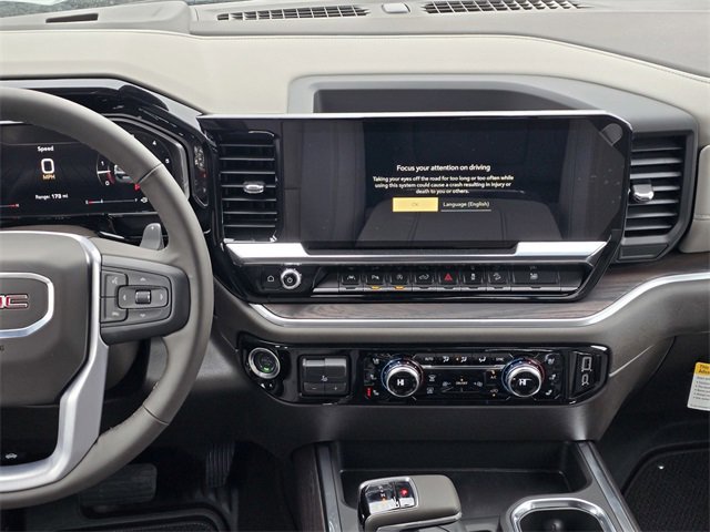 New 2026 GMC Sierra 1500 SLT image 15