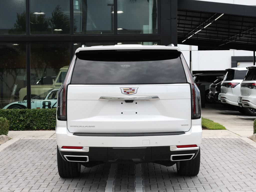 Used 2025 Cadillac Escalade ESV Premium Luxury w/ LPO, Floor Liner Package AWD/4WD image 7