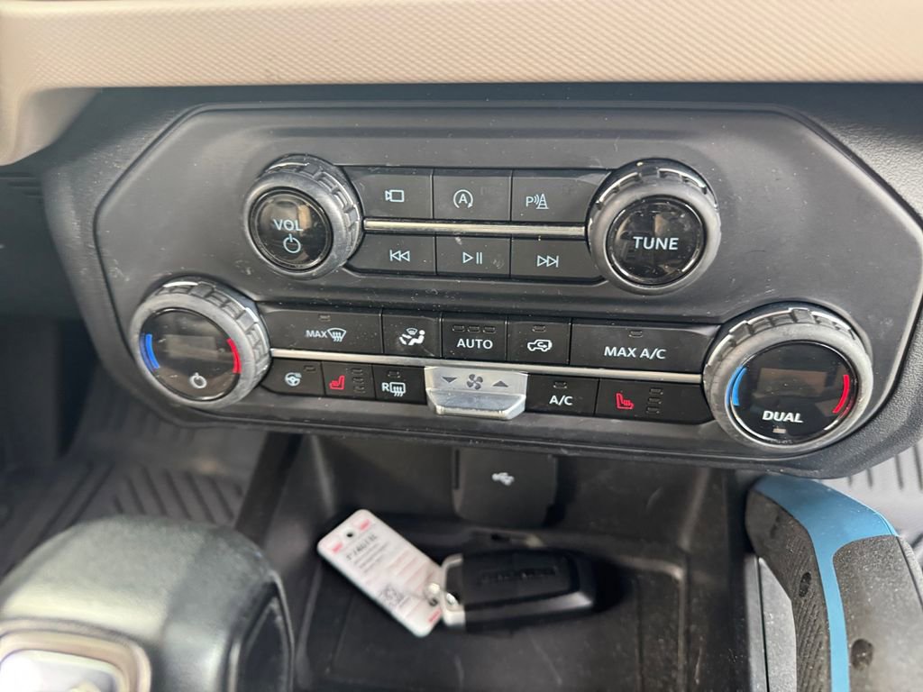 Certified 2023 Ford Bronco Wildtrak image 17