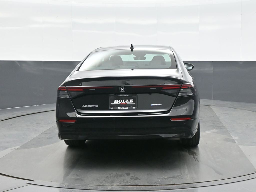 Used 2023 Honda Accord EX-L image 6