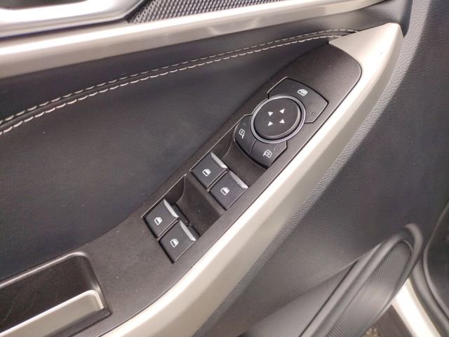 Used 2022 Ford Explorer XLT image 13