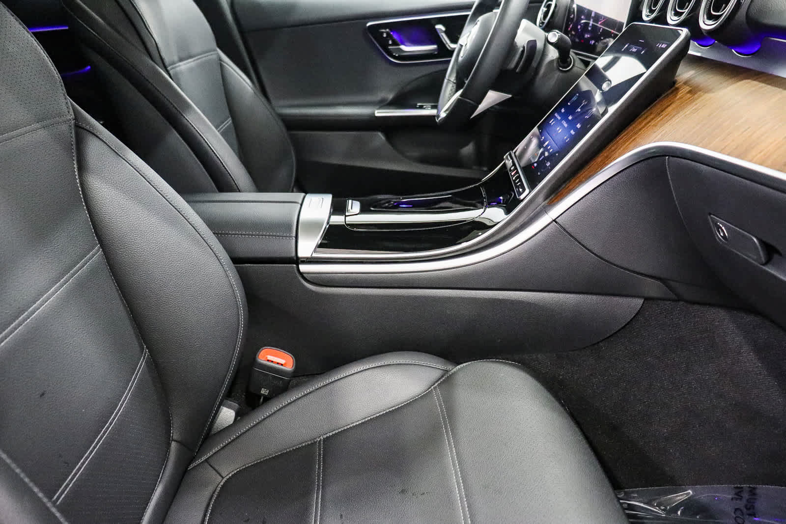 Certified 2024 Mercedes-Benz C 300 Sedan image 19