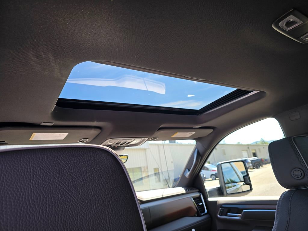 New 2026 GMC Sierra 2500 Denali w/ Denali Reserve Package image 14